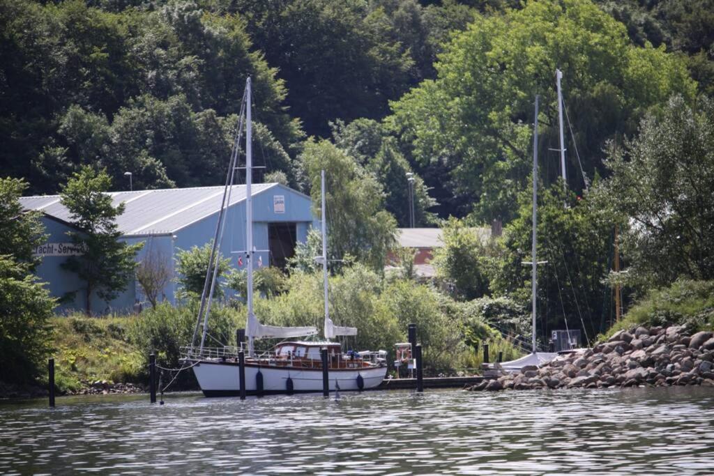 Gemuetliche Haushaelfte Mit Garten Und Terrasse Flensburg Exteriér fotografie